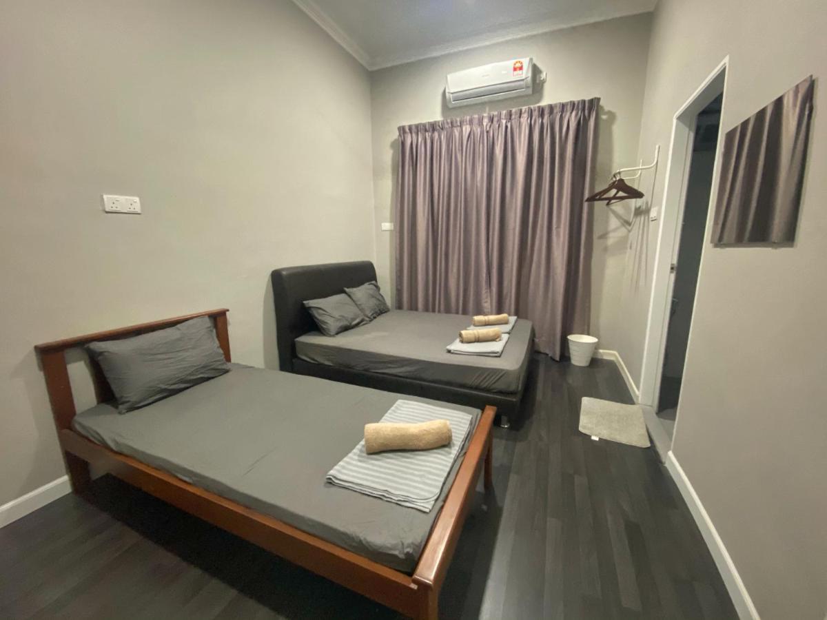 Shafickza Guesthouse Kuala Terengganu Buitenkant foto